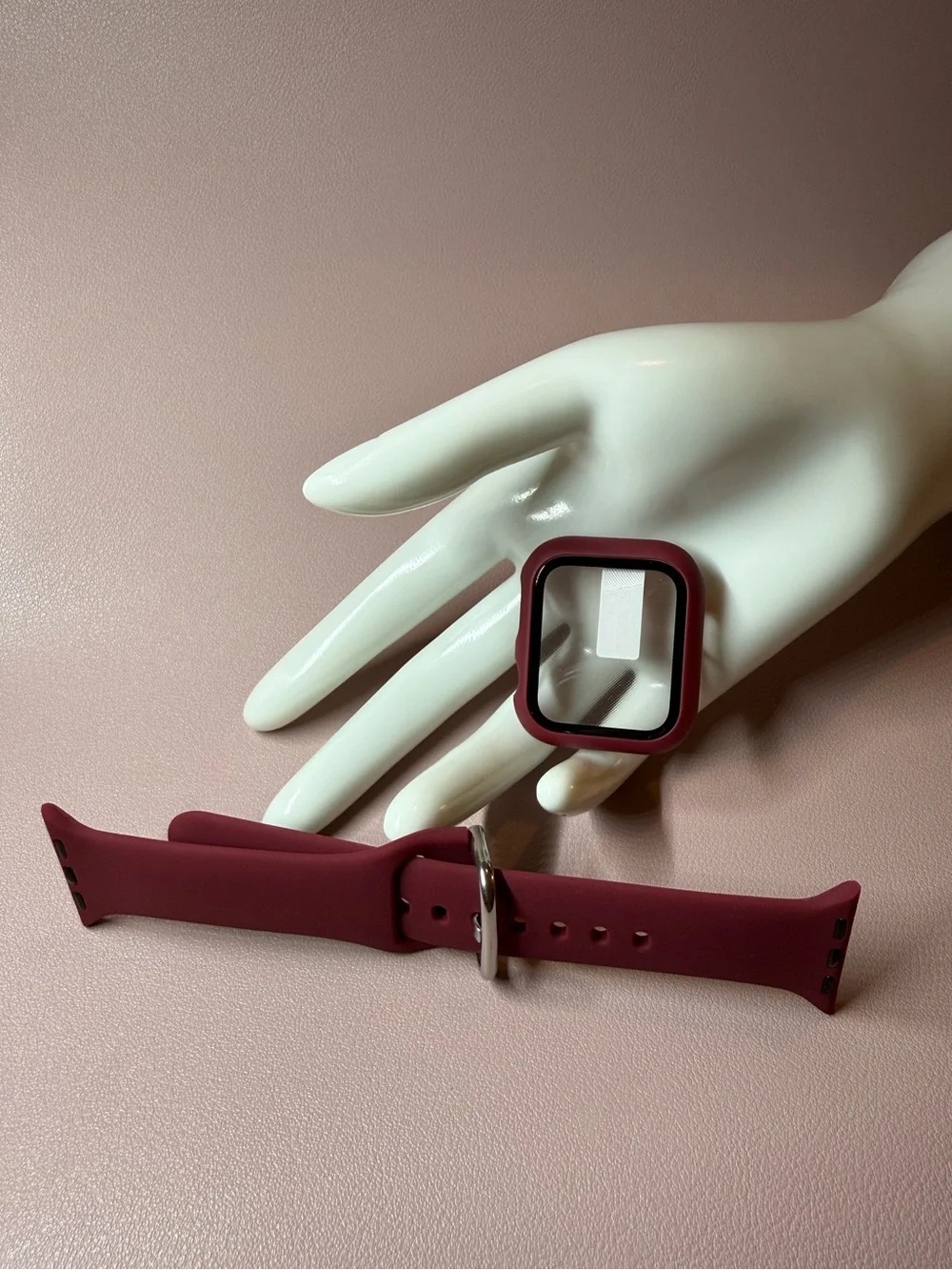 NEW Apple Watch 40mm Burgundy Silicone Band & Matching Protective Case Set 💛